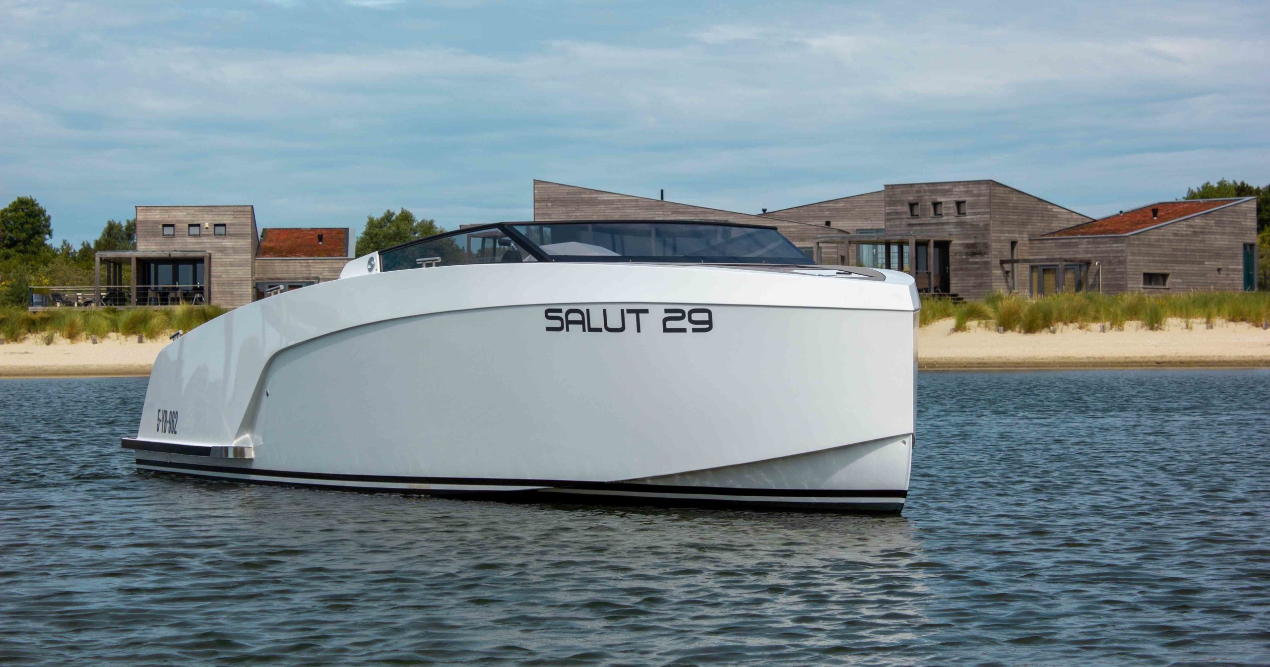 Salut Boats Dare To Be Different Salut Boats Dare To Be Different